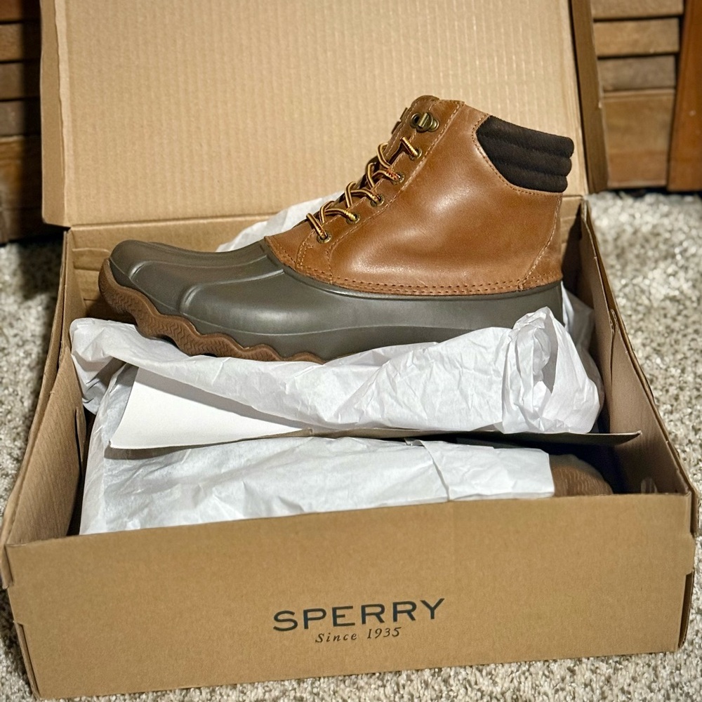 NIB Sperry Men’s Avenue Duck Boot